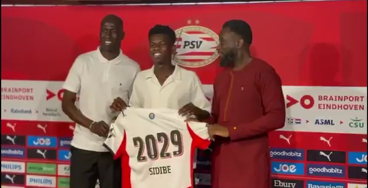 sidibe-psv-transfer-stoke-madueke