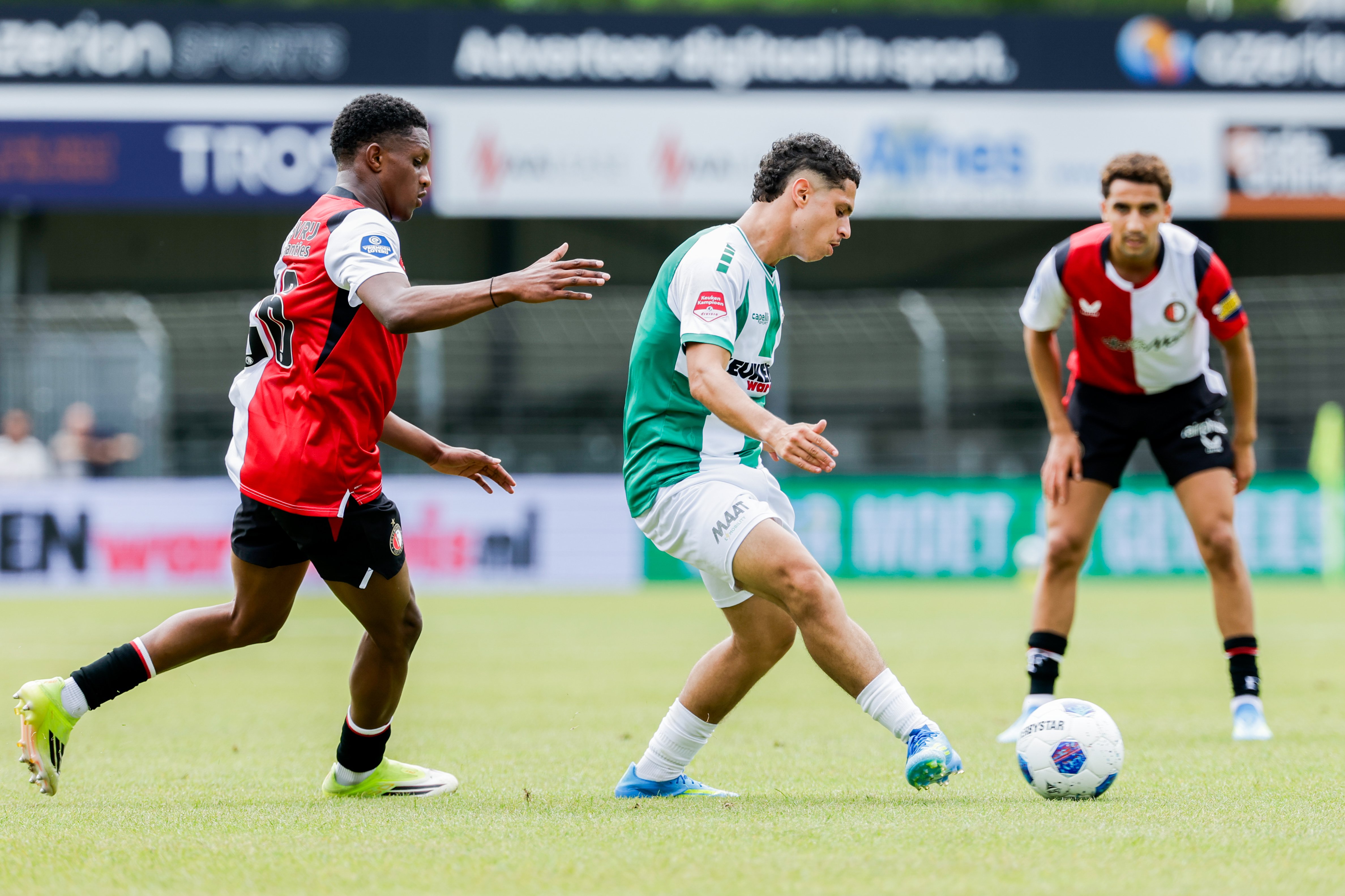 Givairo Read kwam tegen FC Dordrecht een helft in actie en sprak na afloop openhartig over zijn toekomst bij Feyenoord.